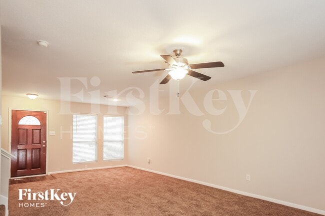 Foto del edificio - 7223 Foxcrest Ln