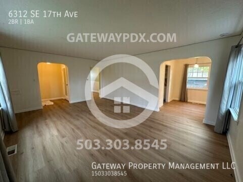 Building Photo - 6312 SE 17th Ave