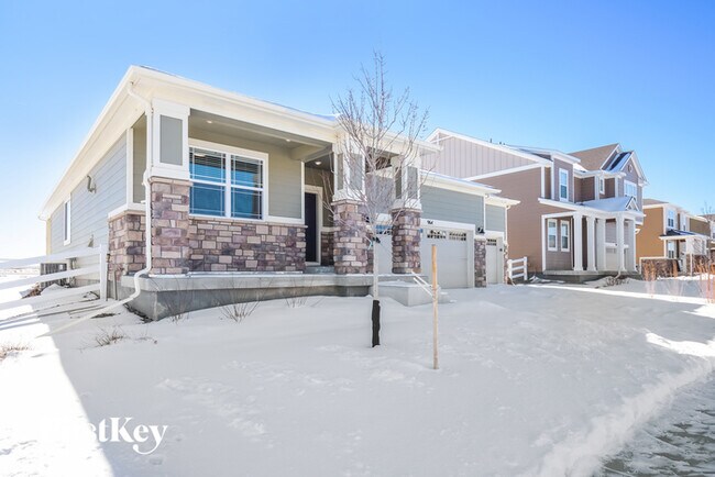 Building Photo - 964 Alpine Aven