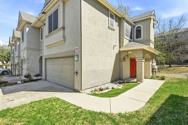 Foto del edificio - 11203 Ranch to Market Rd 2222