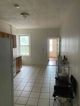 Building Photo - 1905 Beacon St