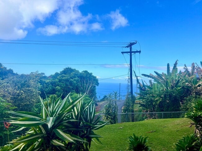 Building Photo - Furnished 2 bedroom 2 bath condo with assigned parking stalls