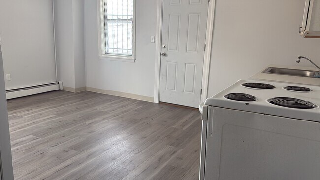 Foto del edificio - 464 Wethersfield Ave