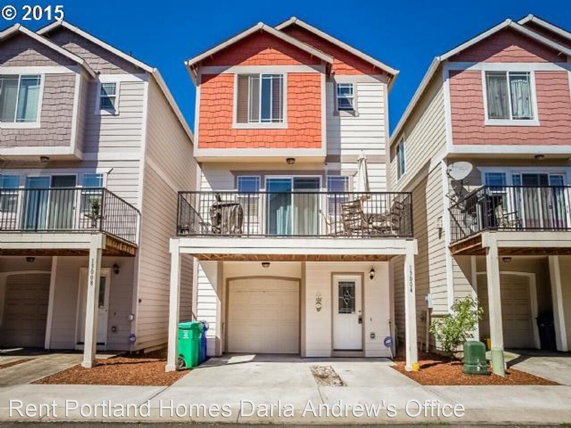 Primary Photo - 3 br, 2.5 bath House - 13004 SE Division S...