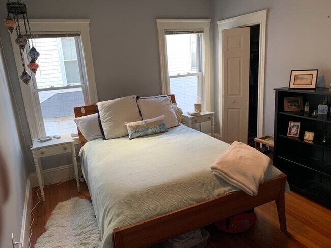 Foto del edificio - 1087 Broadway