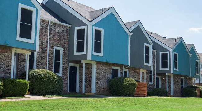 Building Photo - Diamond Loch Apartment Homes