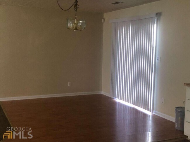 Building Photo - 45 Gum Tree Ct