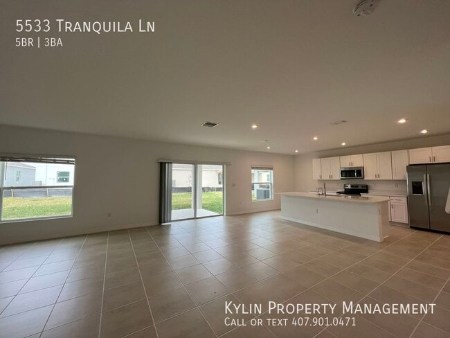 Building Photo - 5533 Tranquila Ln