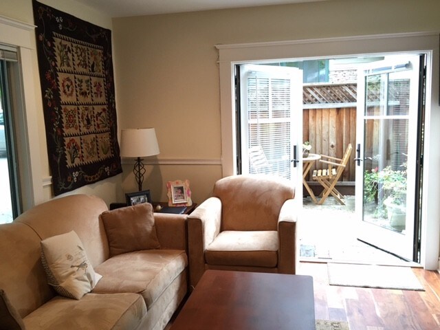 Living area - 2321 Tice Valley Blvd