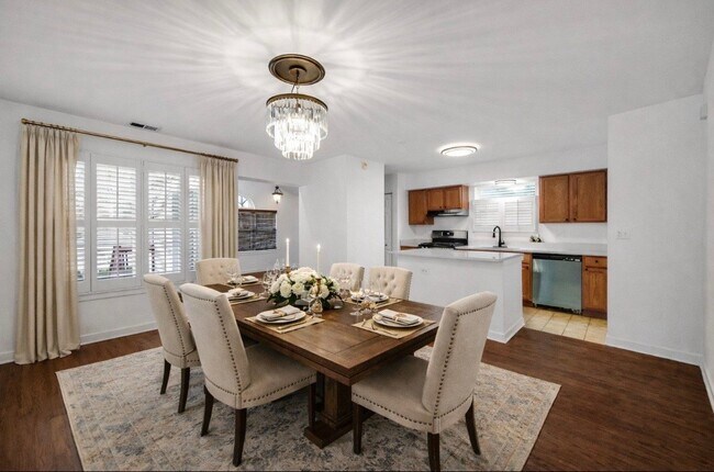 Foto del edificio - 6419 S Kenwood Ave