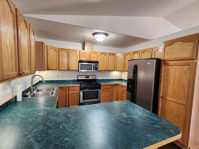 Building Photo - 1651 N Lacy Loop