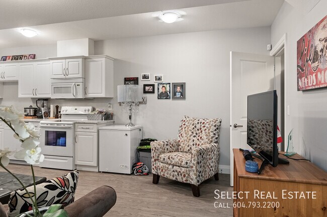 Photo du bâtiment - 44738 Vandell Dr