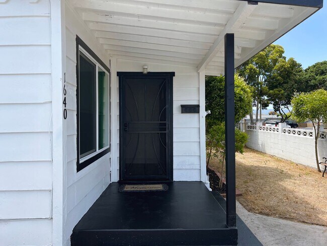 Foto del edificio - 3 Bedroom Home in Seaside