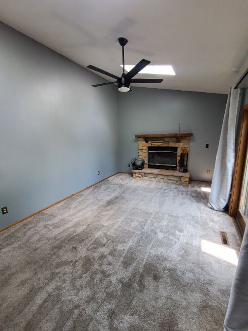 Building Photo - N93W27616 Quail Holw Ct