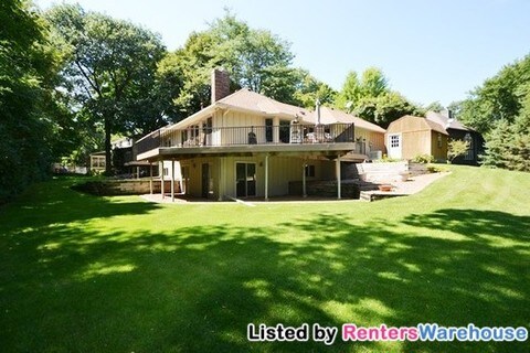 Building Photo - 206 Lindawood Ln
