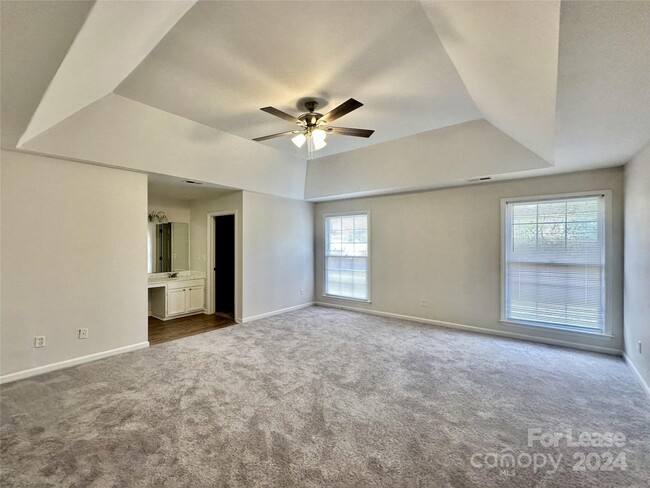 Foto del edificio - 13631 Annsdale Ln