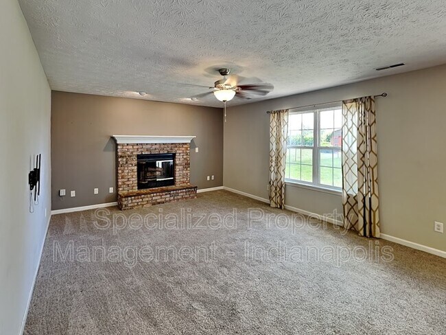 Building Photo - 11121 Oakspring Ct