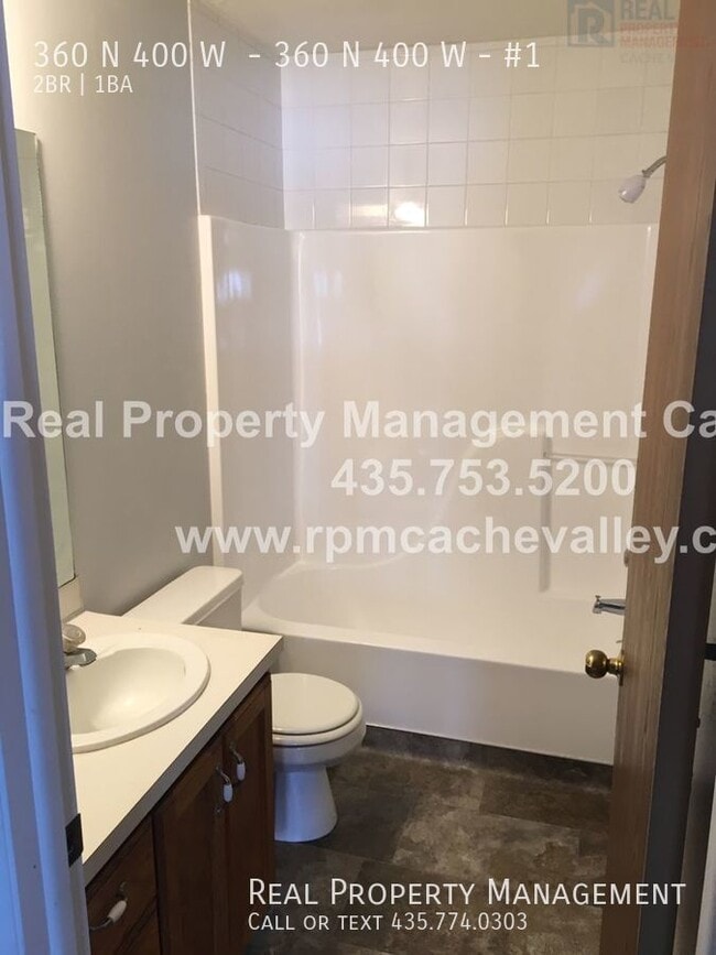 Building Photo - Why wait? Pre Lease today! Great 2 br town...