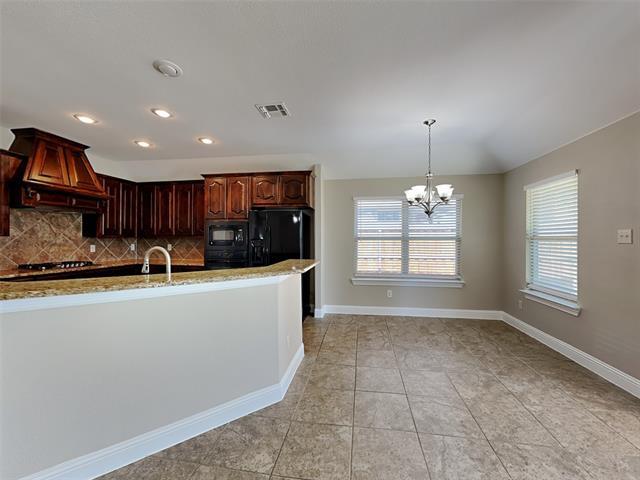 Foto del edificio - 496 Oak Hills Ln