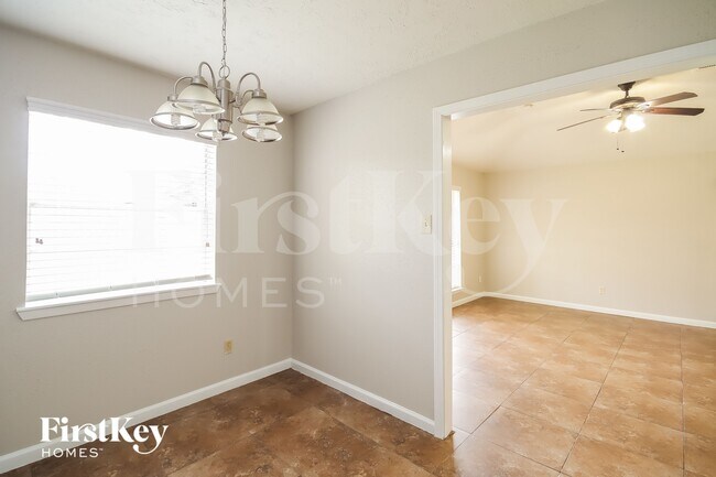 Foto del edificio - 10411 Cedar Towne Ln