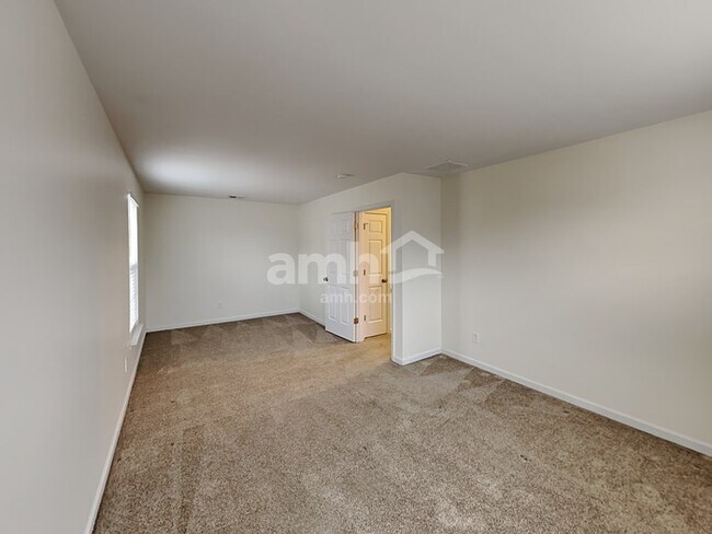 Foto del edificio - 1461 Timber Ridge Cir