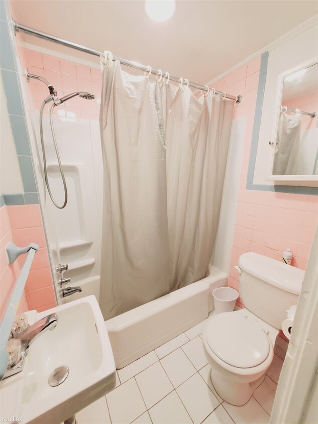 Foto del edificio - 1 br, 1 bath Condo - 4 W End Ave