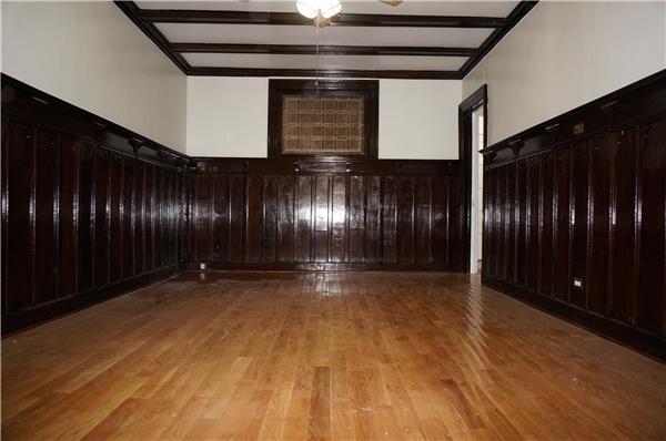 Primary Photo - 373 Parkside Ave