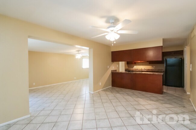 Foto del edificio - 3202 W Wood Dr