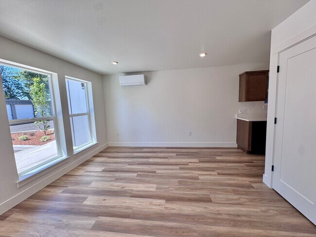 Foto del edificio - 5406 NE 34th St