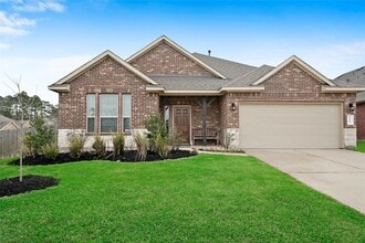 Building Photo - 1403 Holly Chase Dr