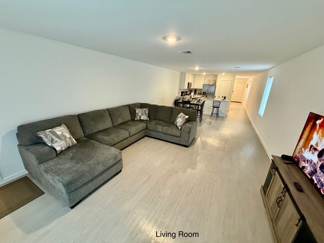 Building Photo - 3092 Fantasy Ter Dr