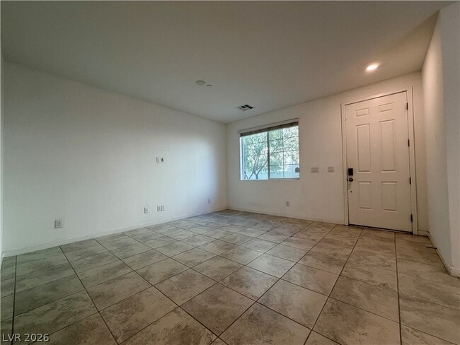 Building Photo - 965 Nevada State Dr