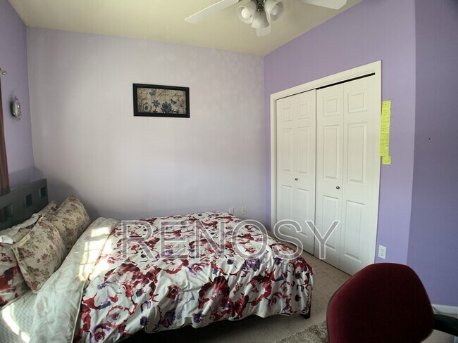 Foto del edificio - 6255 Beechtree Dr