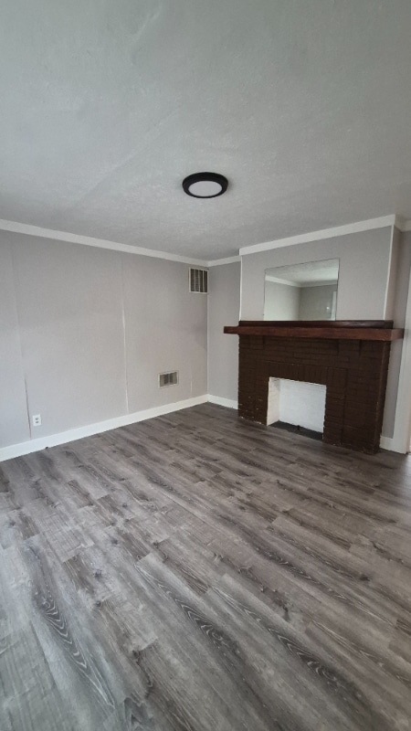 Foto del edificio - 2028 Revere Ave