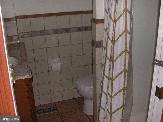 Foto del edificio - 358 Krams Ave