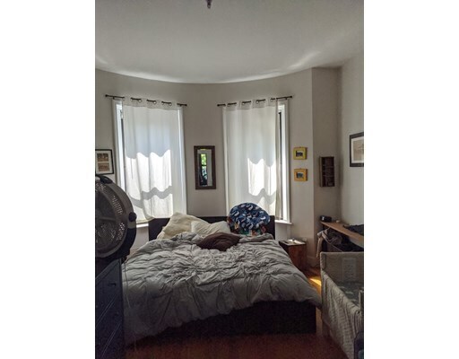 Foto del edificio - 447 Shawmut Ave