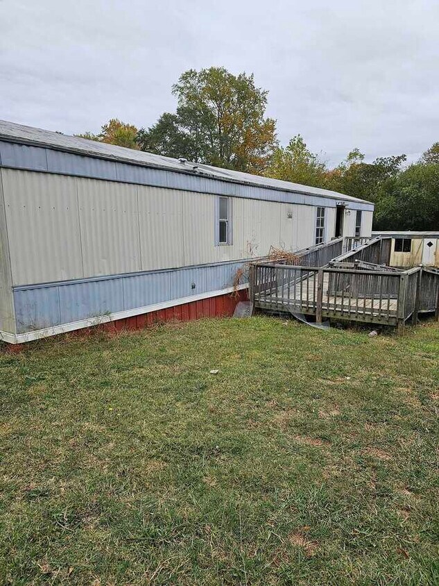 2 bed 1 bath mobile home Townhome Rentals in Greenville SC