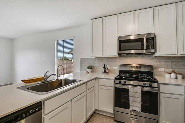 Building Photo - 2616 Schwartz Ln