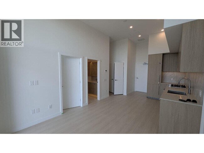 Photo du bâtiment - 626-2626 Claremont St