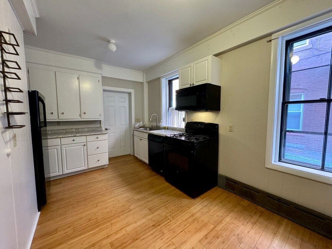 Foto principal - 76 India St