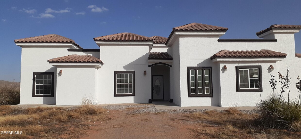 Foto principal - 5466 Buffalo Creek Dr