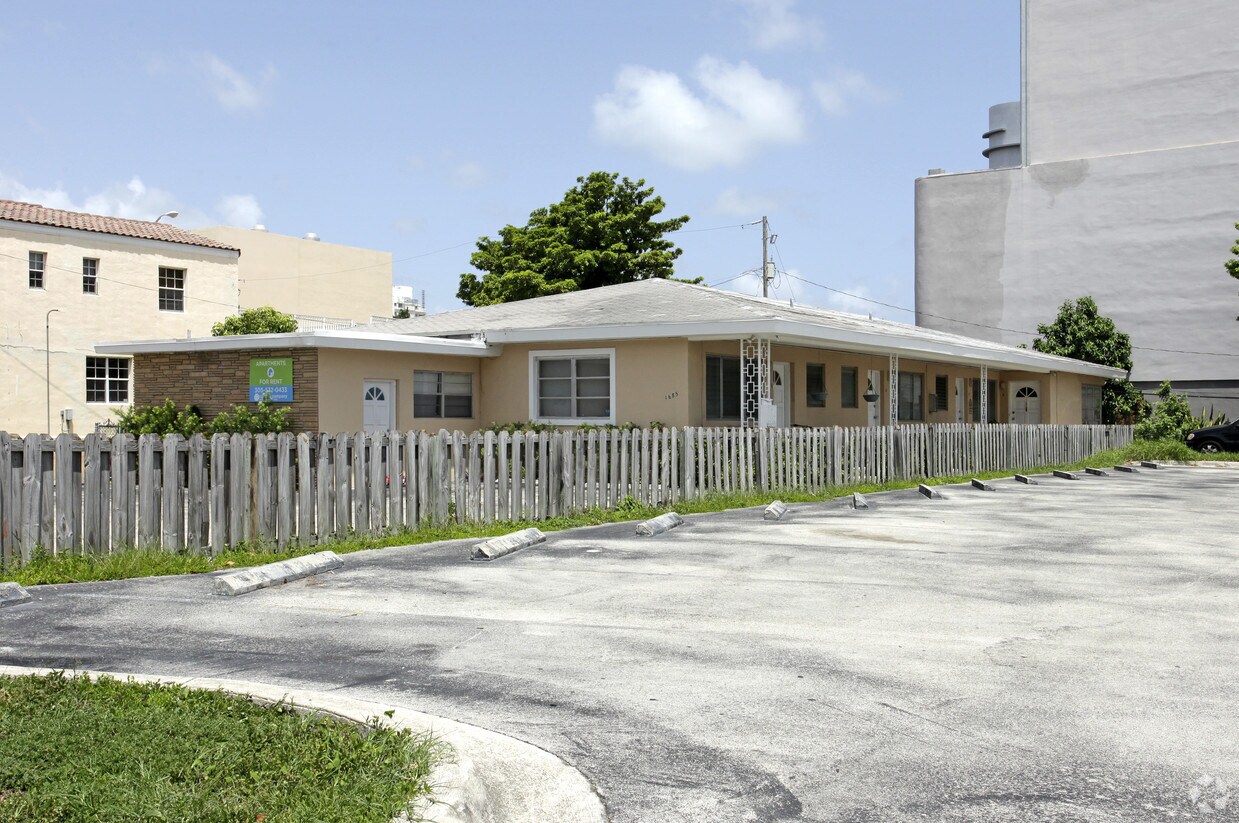 Building Photo - 1685 Lenox Ave