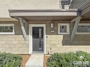 Building Photo - 10512 Derella Wy