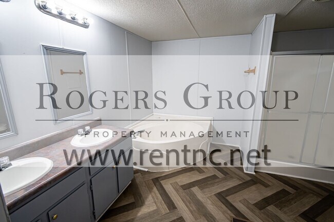 Foto del edificio - Homes for Rent in Henderson NC - 265 Cherr...