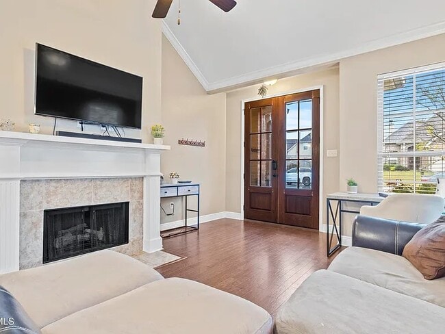 Foto del edificio - 17179 Palm Ridge Dr