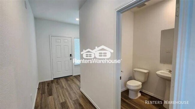 Building Photo - Charming home in the tranquil community of...