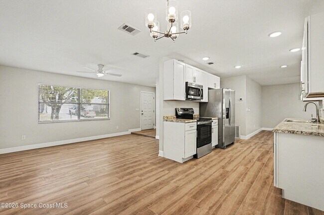 Foto del edificio - 320 Algiers Ave SE