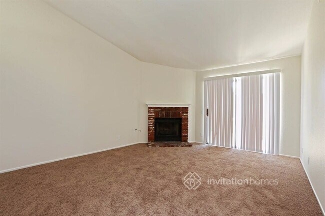 Building Photo - 38124 Aspencade Ct