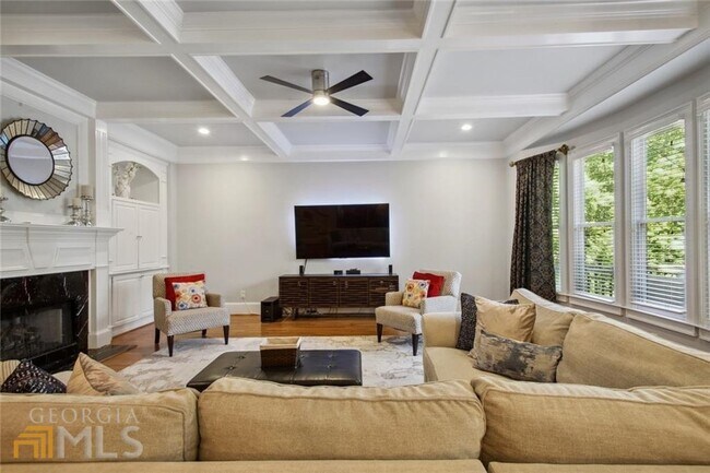 Foto del edificio - 1039 Parc Ln E