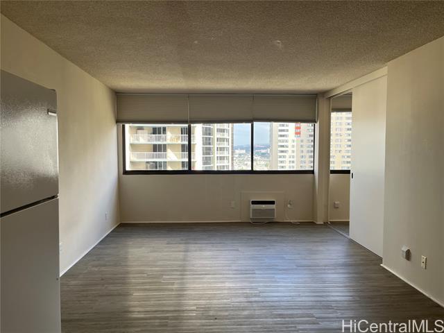 Building Photo - 1255 Nuuanu Ave
